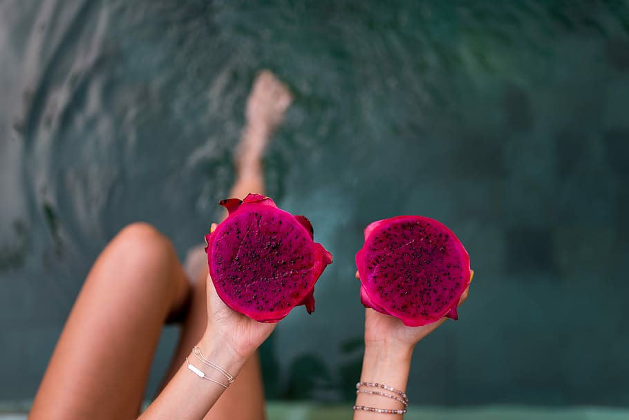 ड्रैगन फ्रूट्स ( Dragon Fruit ) : अनोखी रंगत वाला स्वादिष्ट फल जो दुनिया को मोह लेता है 1 ड्रैगन फ्रूट्स